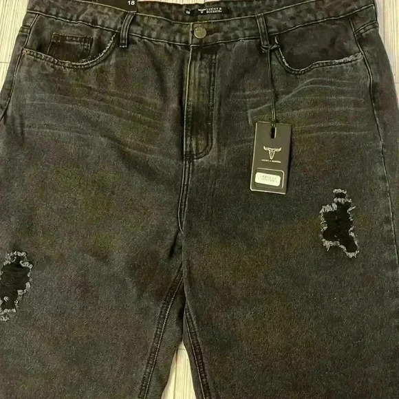 {NWT} Lucky & Blessed Jeans - Picture 2 of 3